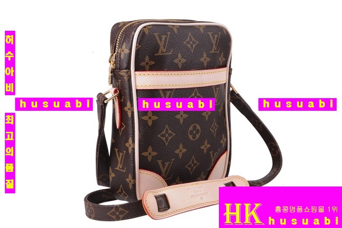 ���̺��� �ٴ��� M45266